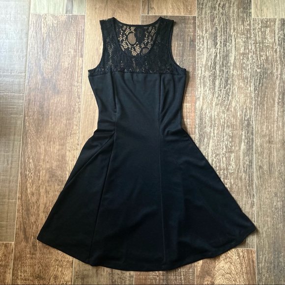 Wildchild Classic Black Mini dress with lace - Picture 1 of 4